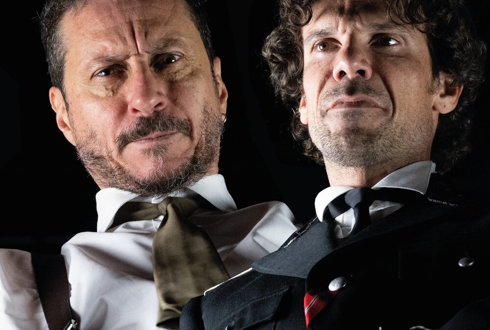 ” IL MEDICO DEI MAIALI ” è di scena al Teatro Carcano. Ecco la nostra Recensione…